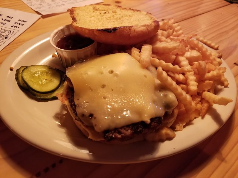 Burgers and Sandwiches Worth the Hype Burgers and Sandwiches Worth the Hype