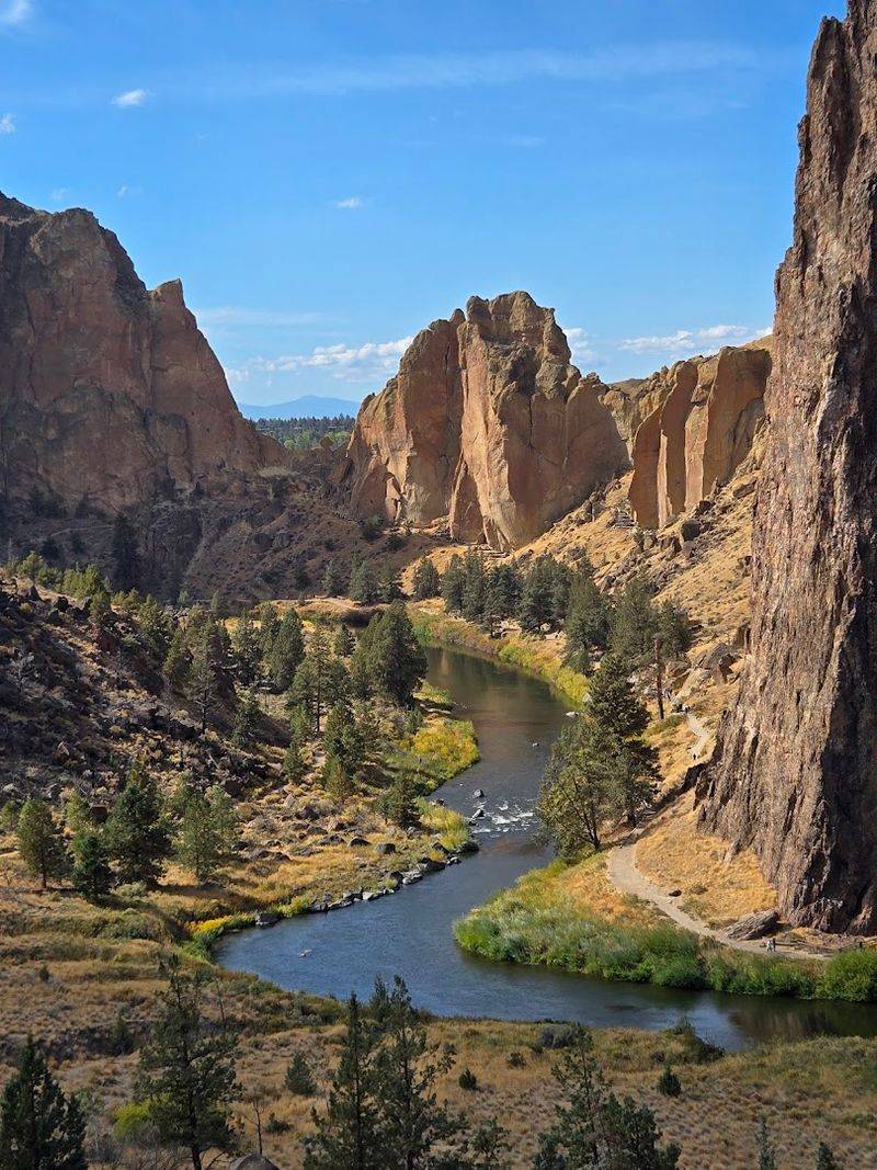 Camping Under the Stars at Smith Rock Camping Under the Stars at Smith Rock