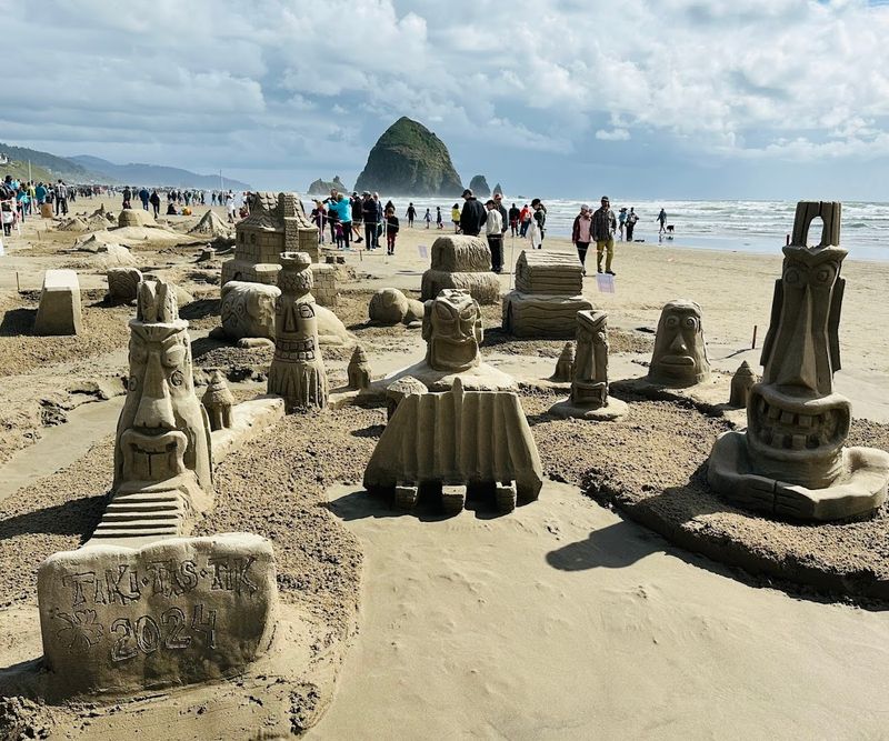 Cannon Beach Sandcastle Contest, Cannon Beach Cannon Beach Sandcastle Contest, Cannon Beach