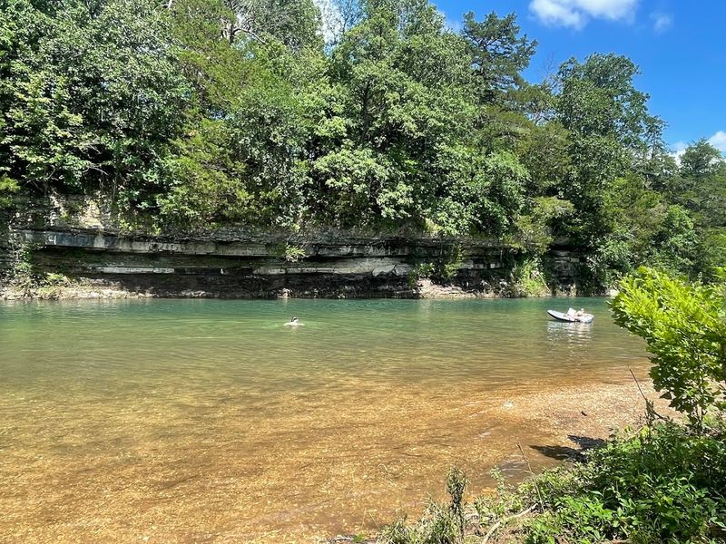 Cave Springs at Spring Creek, Peggs