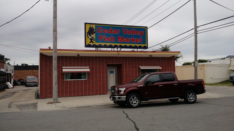 Cedar Valley Fish Market, Iowa