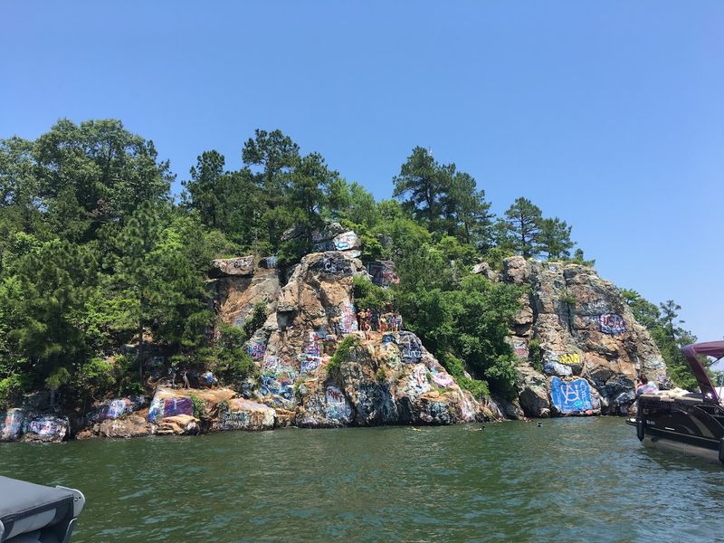 Chimney Rock: Alabama's Most Thrilling Cliff Jump