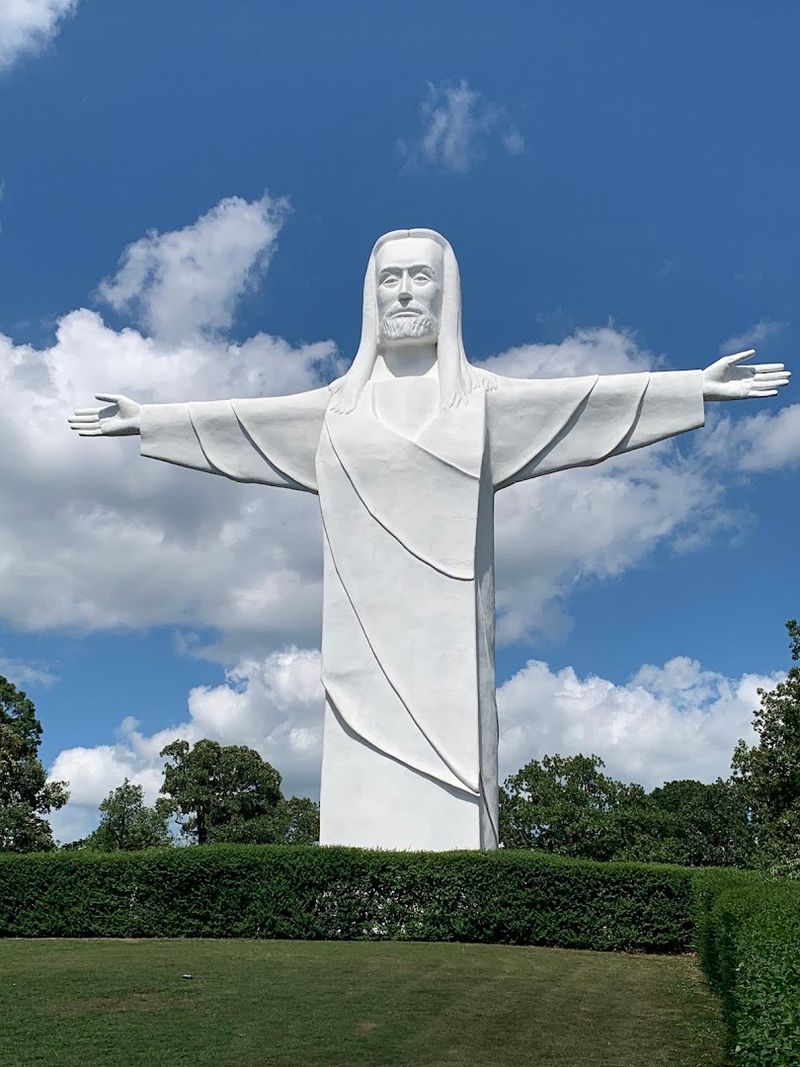 Christ Of The Ozarks