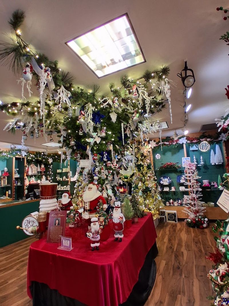 Christmas Trees Styled in Every Possible Theme
