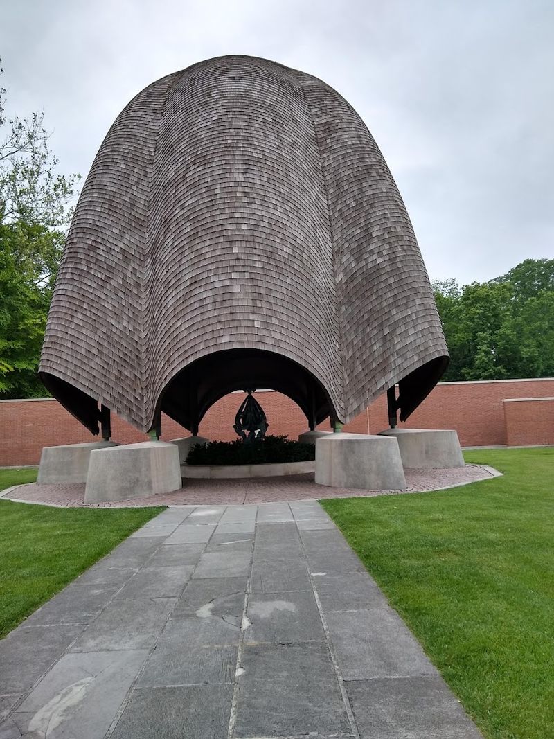 Come Reflect Inside Philip Johnson's Roofless Church