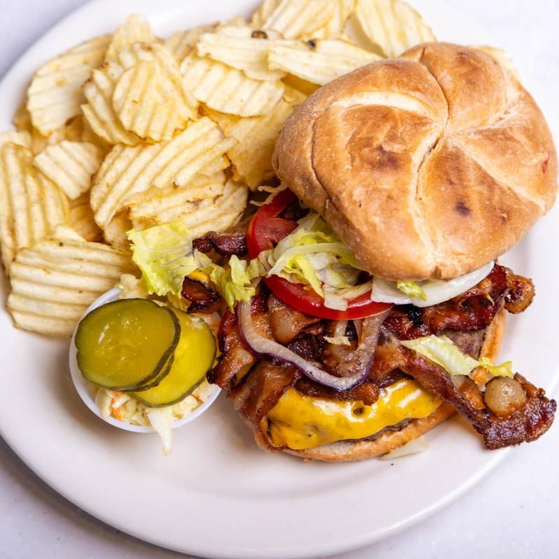 Comfort Food That Covers All the Classics Comfort Food That Covers All the Classics