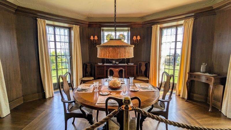 Craftsman Architecture That Aged Like Fine Mountain Air Craftsman Architecture That Aged Like Fine Mountain Air