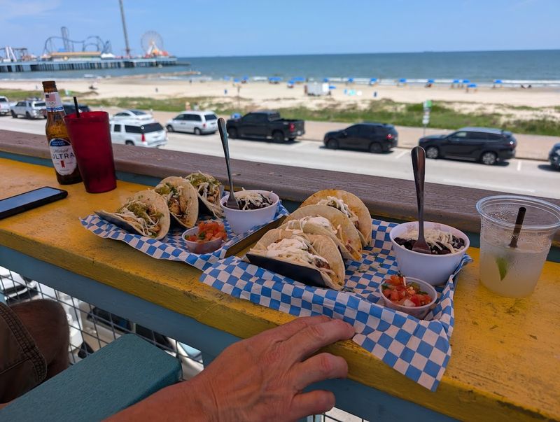 Daily Specials and Taco Tuesdays Worth Planning Around Daily Specials and Taco Tuesdays Worth Planning Around