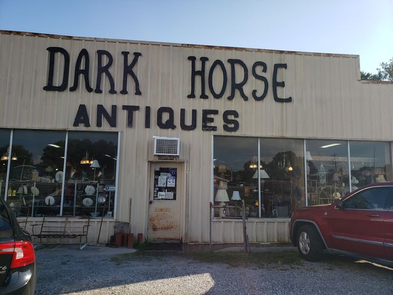 Dark Horse Antiques Dark Horse Antiques