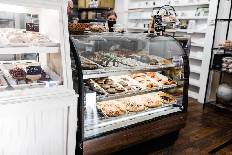 DelVecchio's Bakery and the Simple Pleasure of a Great Local Spot