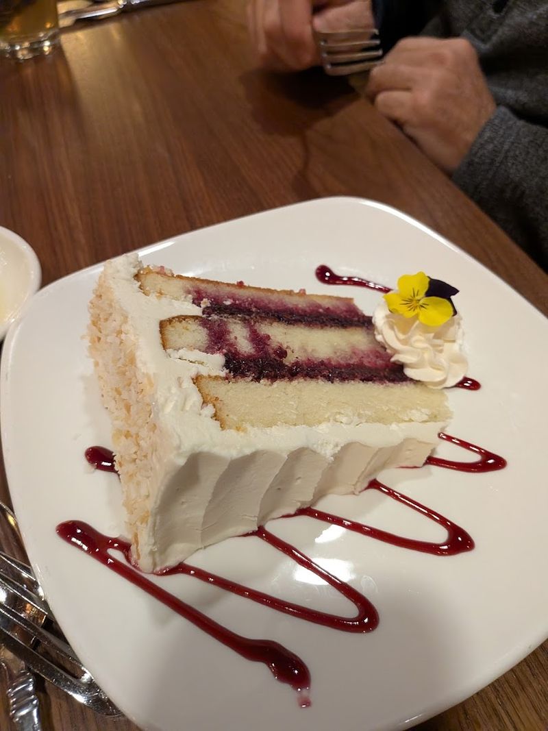 Desserts Displayed Like Works of Art Desserts Displayed Like Works of Art