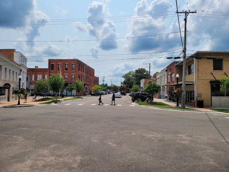 Do Explore Downtown Wetumpka After Paddling Do Explore Downtown Wetumpka After Paddling