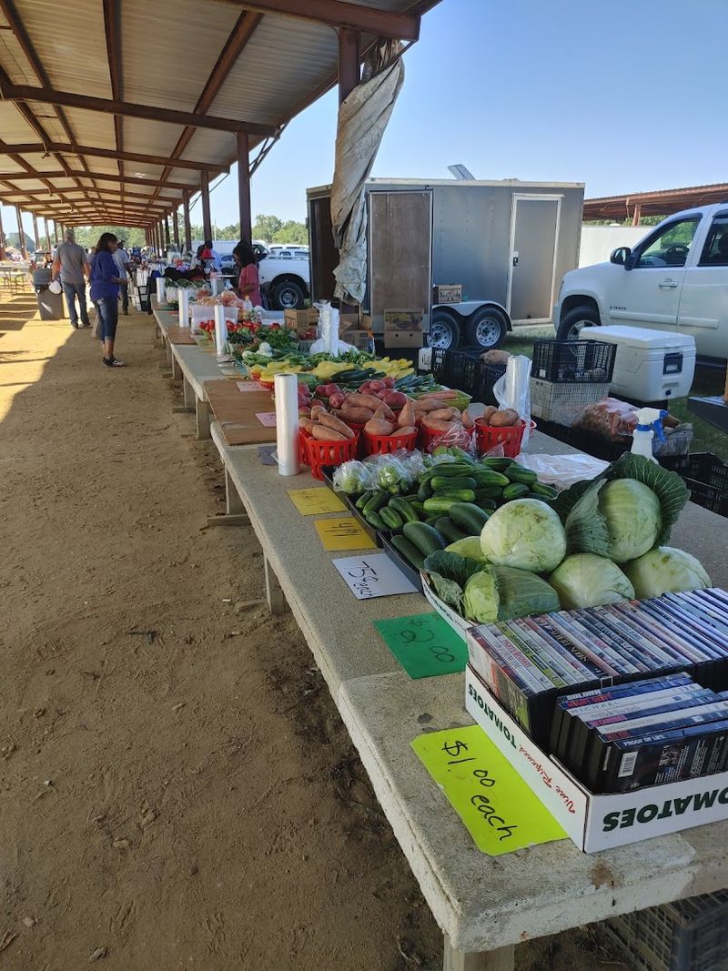 Do Not Miss The Fresh Produce And Food Options Do Not Miss The Fresh Produce And Food Options