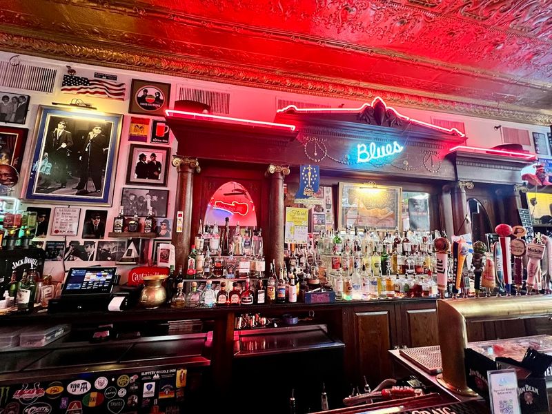 Do Not Miss the Original Tiger Oak Bar From 1890 Do Not Miss the Original Tiger Oak Bar From 1890