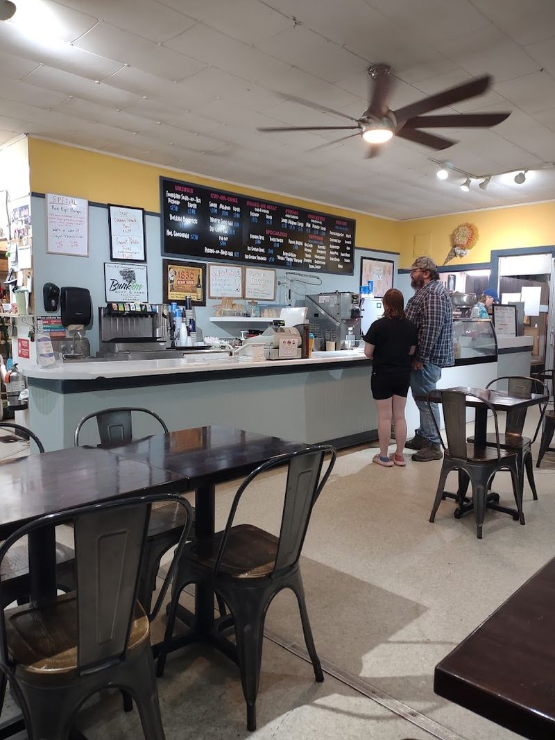Downtown Deli & Custard Shoppe