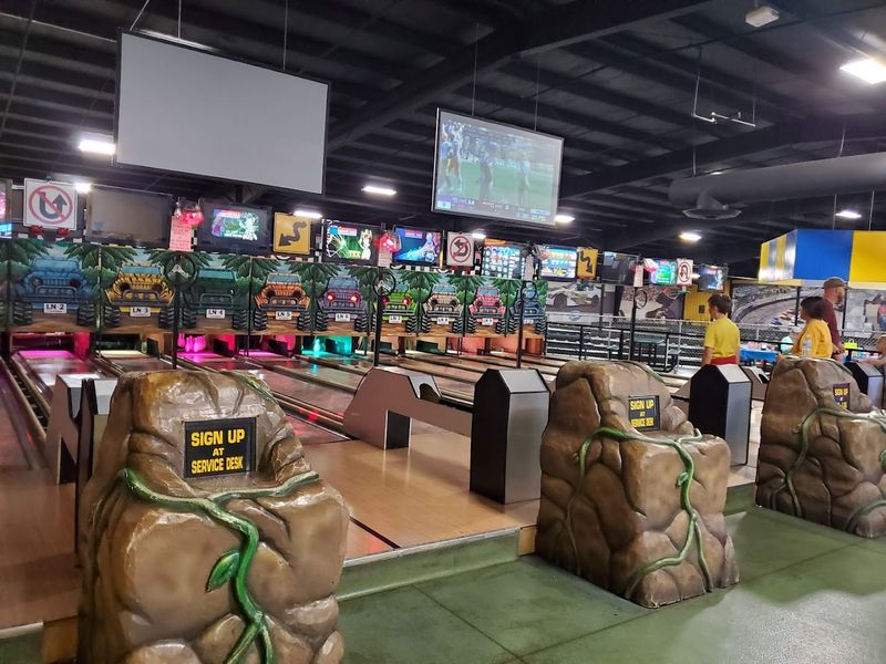 Duckpin Bowling That Adds a Retro Twist to the Experience