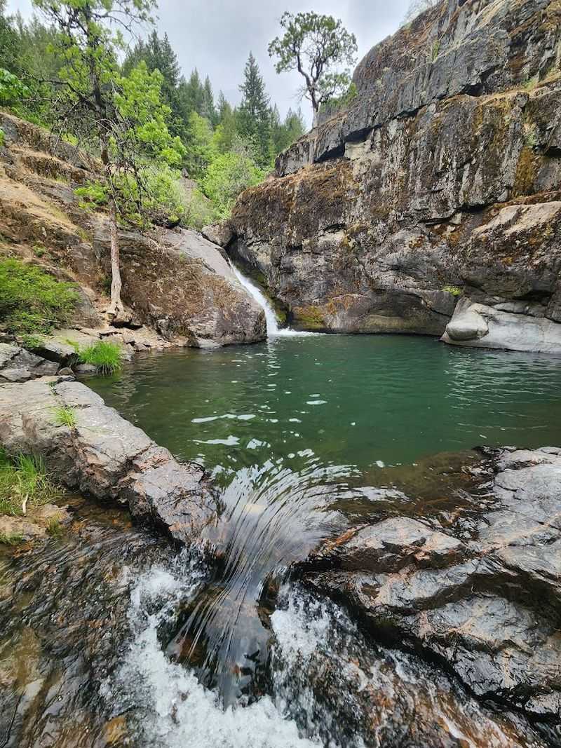 Elk Creek Falls Swimming Hole, Rogue River-Siskiyou National Forest, Oregon