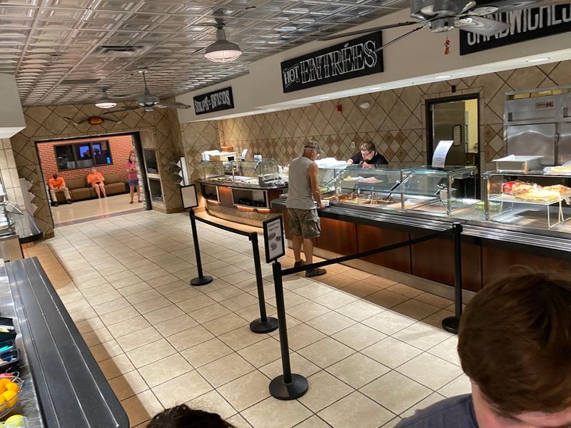 Entrees Served by Students Who Mean Business Entrees Served by Students Who Mean Business