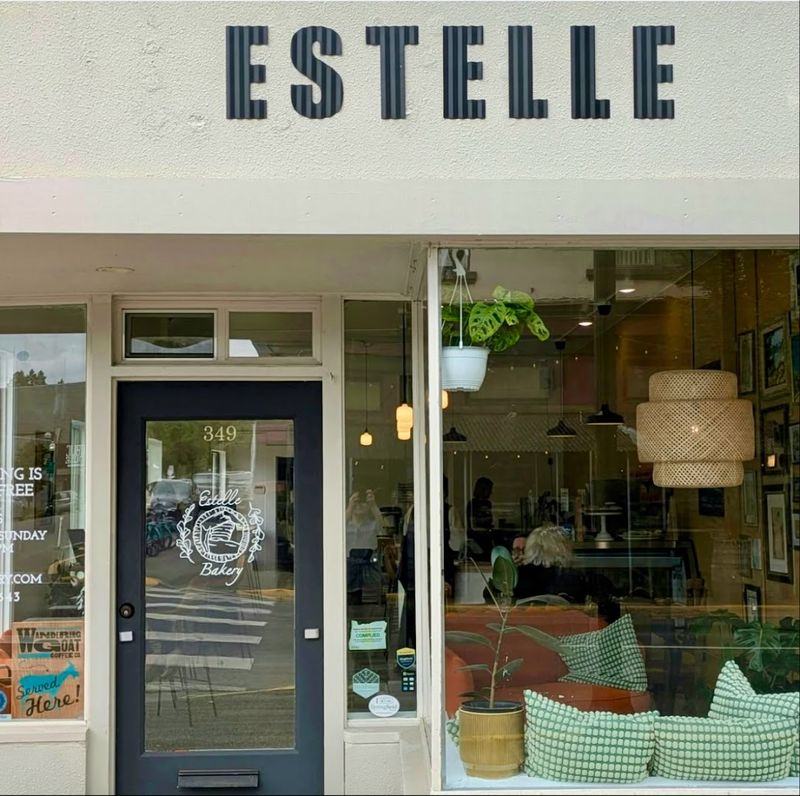 Estelle, Springfield, Oregon