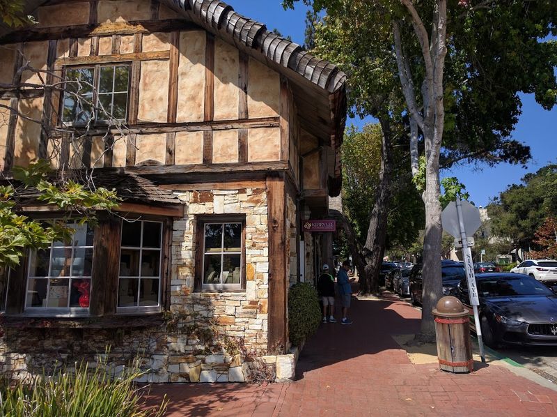 Exploring the Town of Carmel-by-the-Sea After the Beach