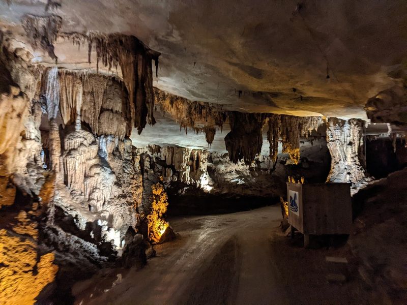 Fantastic Caverns