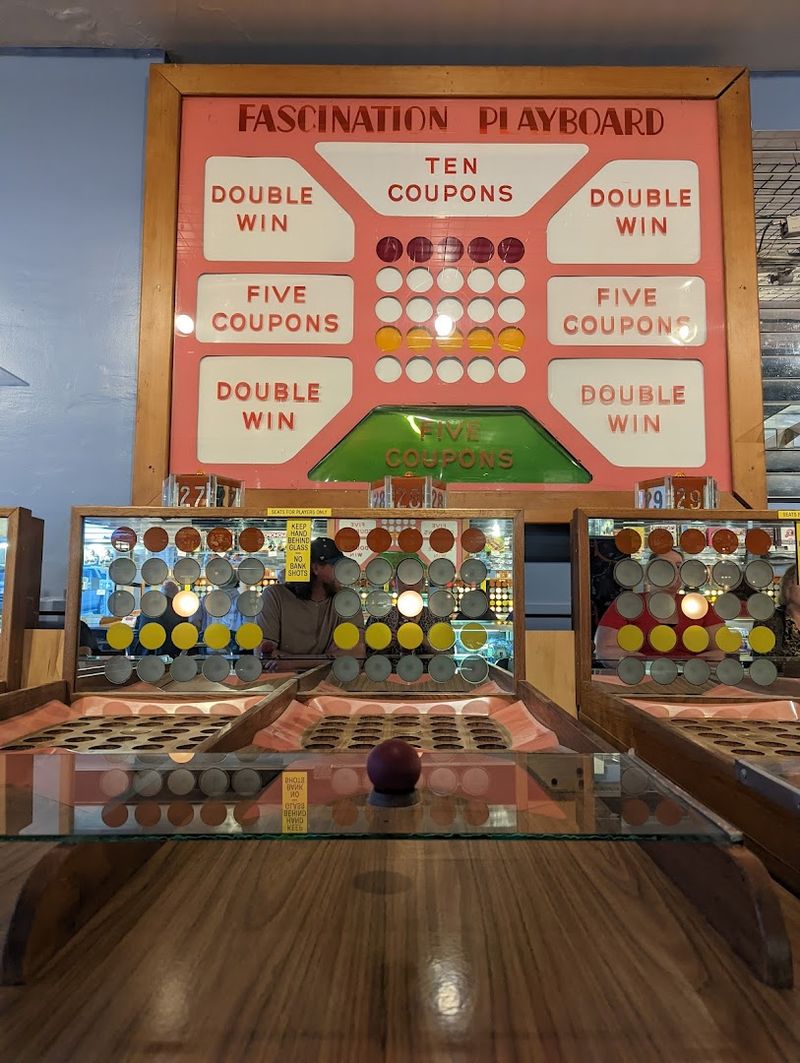 Fascination: The Game That Runs the Room Fascination: The Game That Runs the Room
