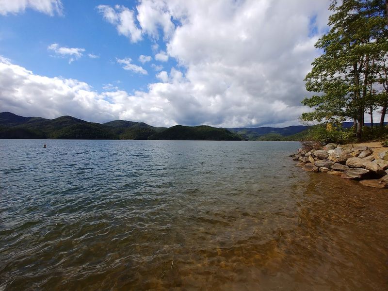 Finding Coles Point Lake Moomaw Beach and Making It Your Summer Home Base