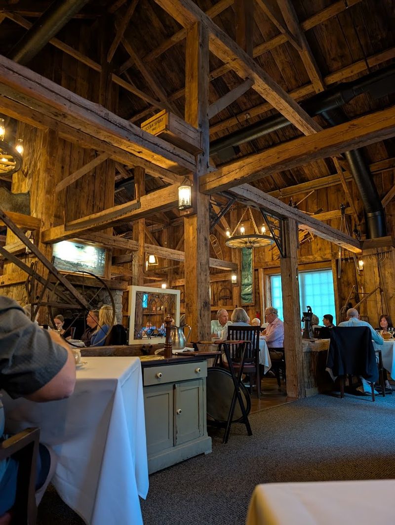 Fine Dining Deep in the New Hampshire Countryside