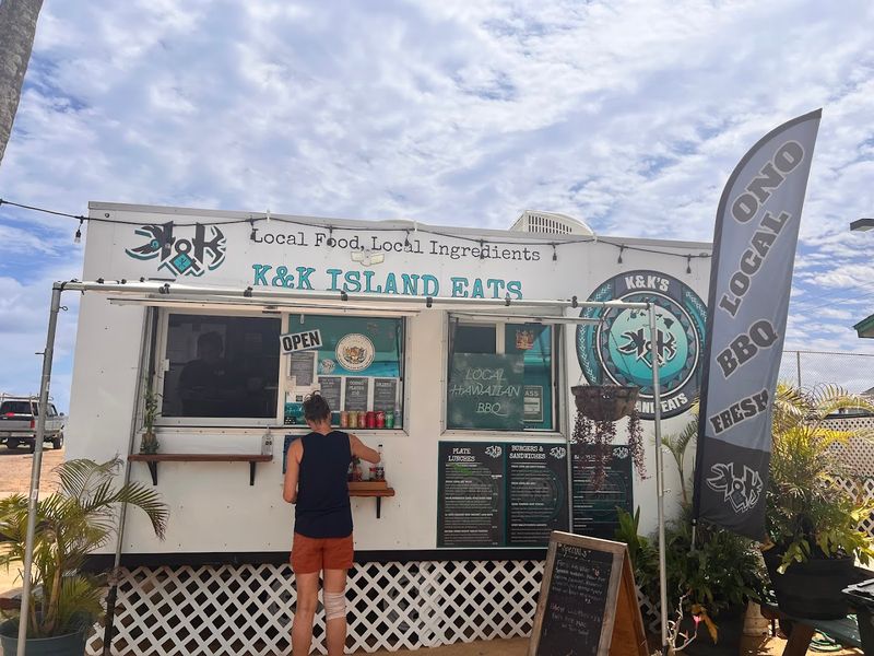 Food Trucks and Plate Lunches: Eating the Way Locals Actually Eat