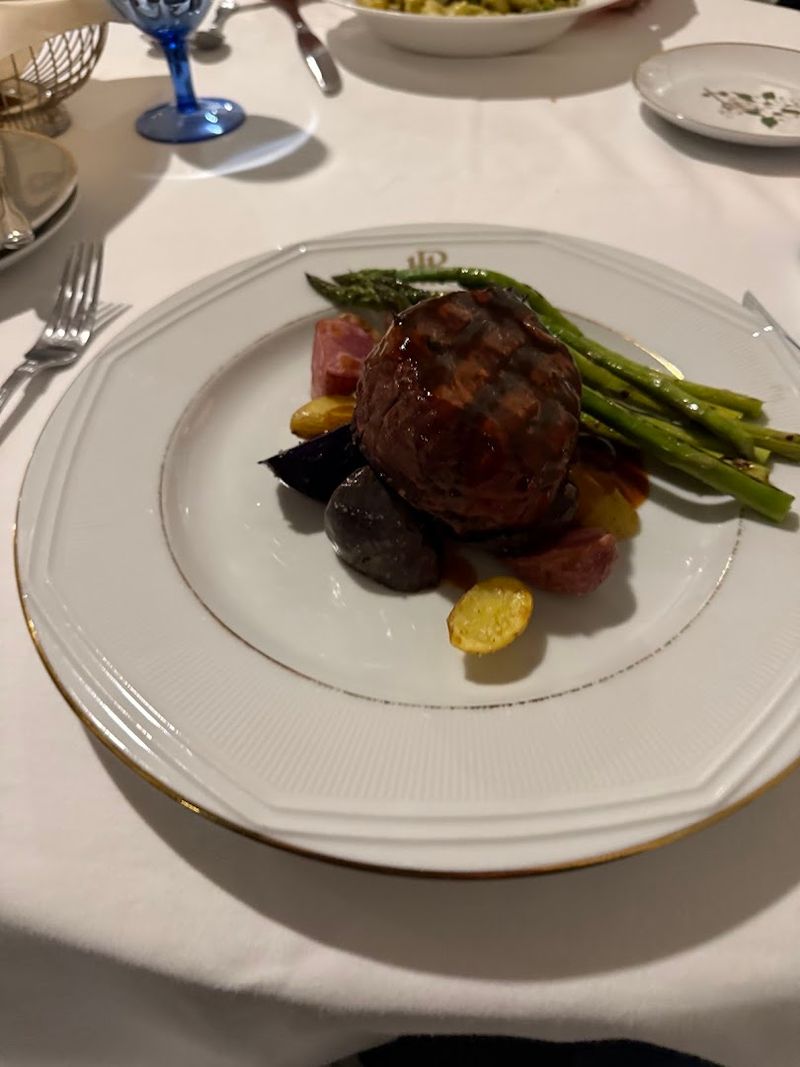 French-Inspired Southern Cuisine That Makes Perfect Sense French-Inspired Southern Cuisine That Makes Perfect Sense