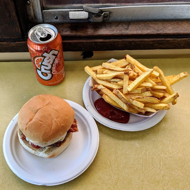 Fresh-Cut Fries That Steal the Spotlight