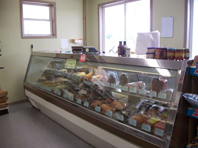Fresh Deli Meats and Cheeses Worth Seeking Out Fresh Deli Meats and Cheeses Worth Seeking Out