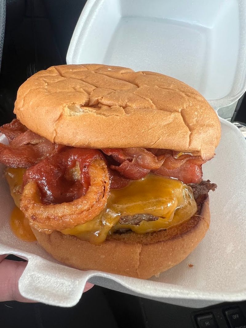 Fresh-Made Burgers That Steal the Show