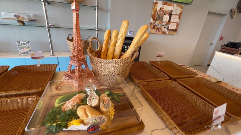 Freshly Baked Baguettes That Start Every Sandwich Right