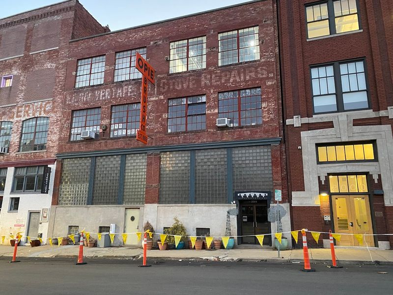Gallery Hopping Here Feels Like a Full-Time Adventure