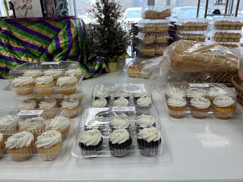 Gambino's Italian Restaurant and Bakery - Warr Acres
