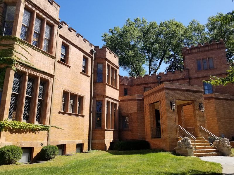 Gothic Revival Style That Still Turns Heads Today
