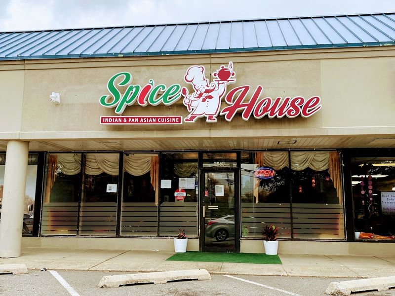 Great Food, Friendly Service, and Plenty of Parking