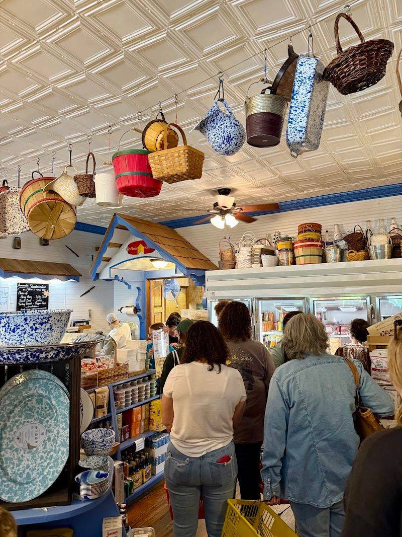 Handcrafted Baskets and Kitchen Goods Worth Taking Home Handcrafted Baskets and Kitchen Goods Worth Taking Home