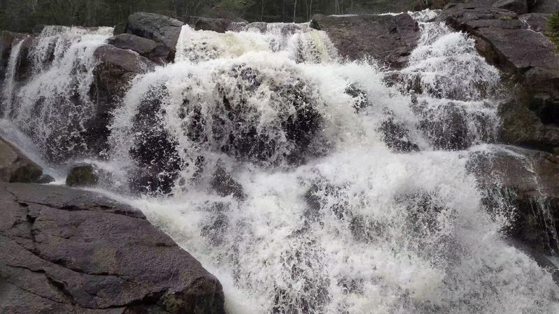 Harvard Falls, Lincoln