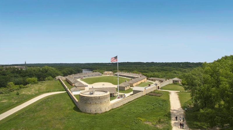 History That Includes Everyone, Not Just Soldiers