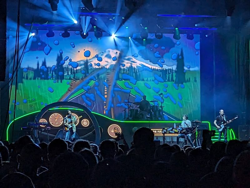 How Concert Energy Seems to Wake the Building Up