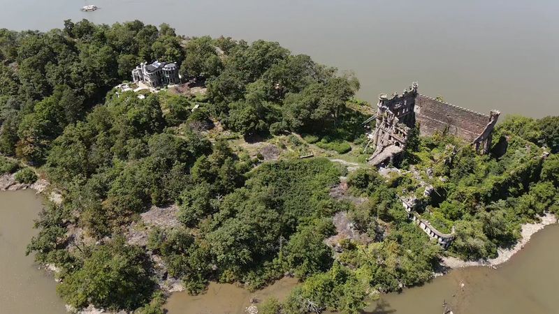 How the Ruins Got Their Lost-Civilization Look