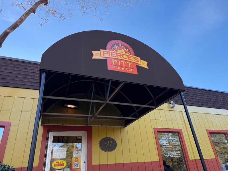 How to Find Pierce's Pitt Bar-B-Que and When to Go