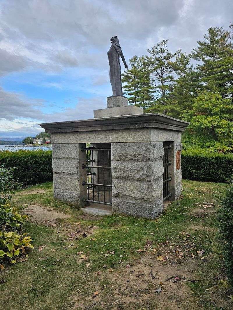 How to Make the Most of Your Visit to Weirs Beach