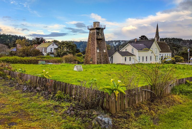 How to Slow Down in a Town That Already Knows How