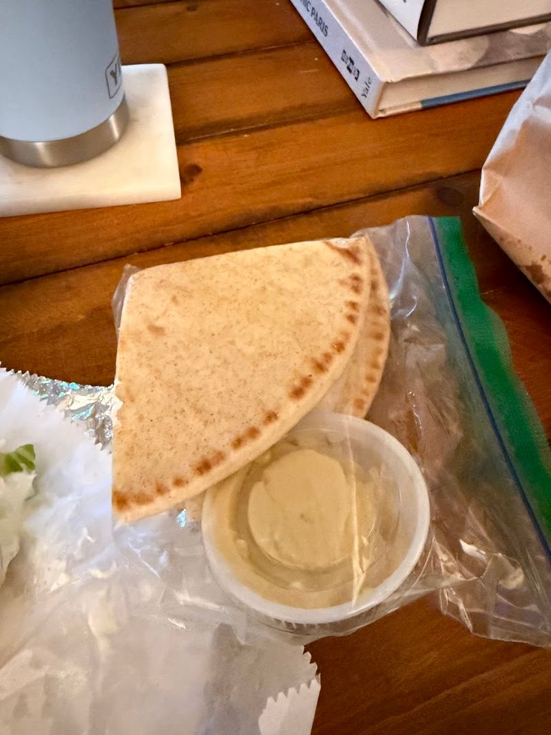 Hummus and Pita That Deserve Their Own Fan Club