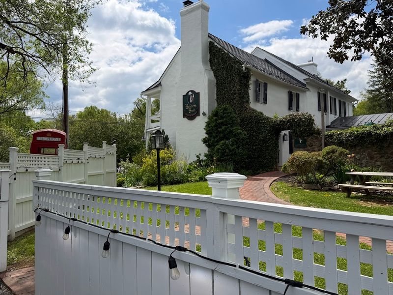 Hunter's Head Tavern (Upperville)