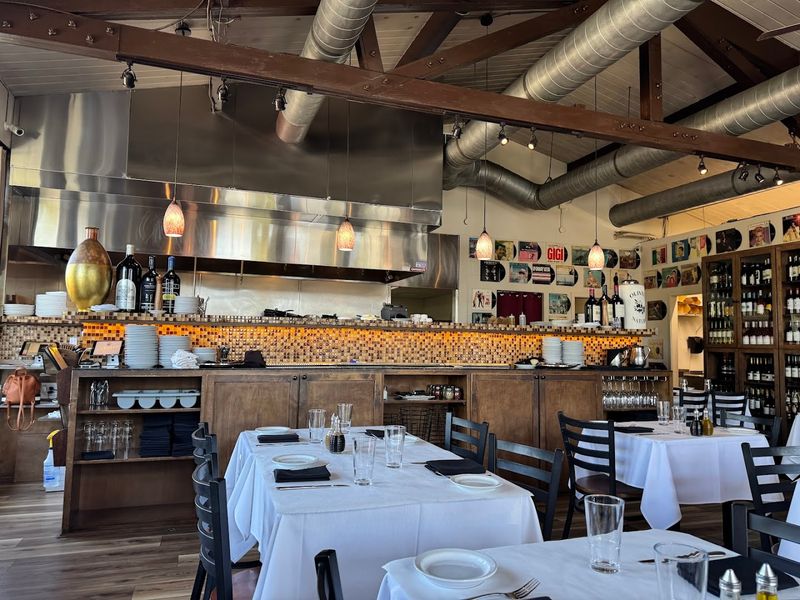 Il Posto Trattoria, California Il Posto Trattoria, California