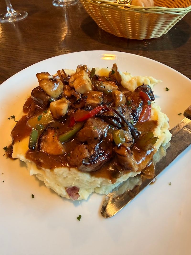 Inclusive Menu Options That Leave Nobody Sitting There Feeling Left Out
